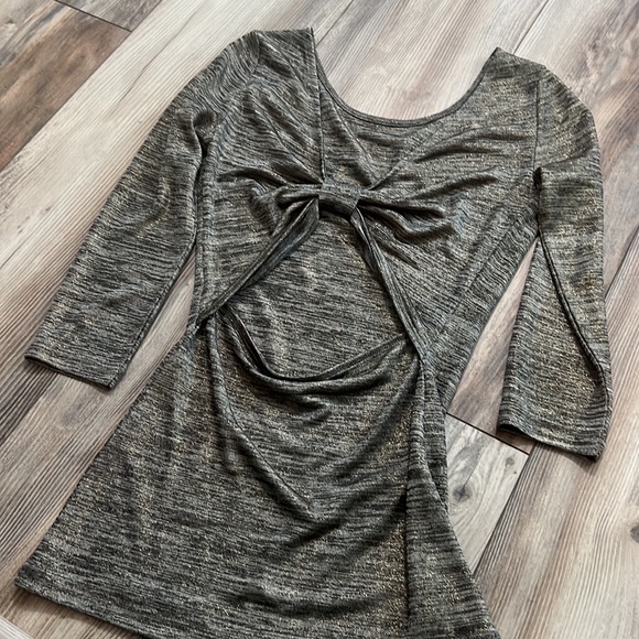 Guess bronze shimmer holiday top - Picture 4 of 6